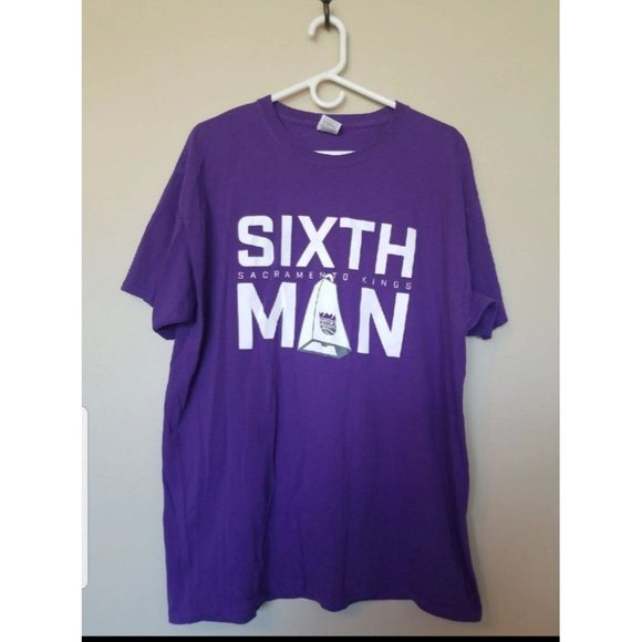 NBA Other - Sacramento Kings tshirt size XL